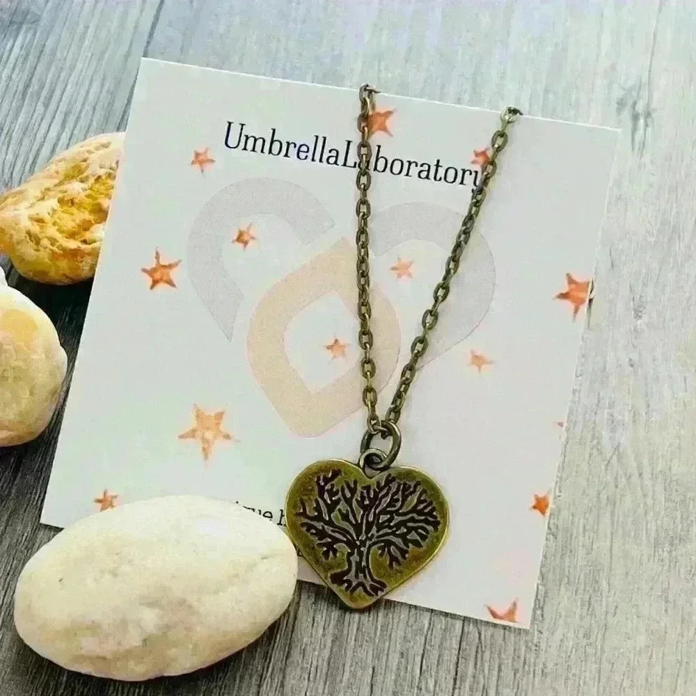 Tree of life necklace quirky heart jewelry - Picture 8 of 10